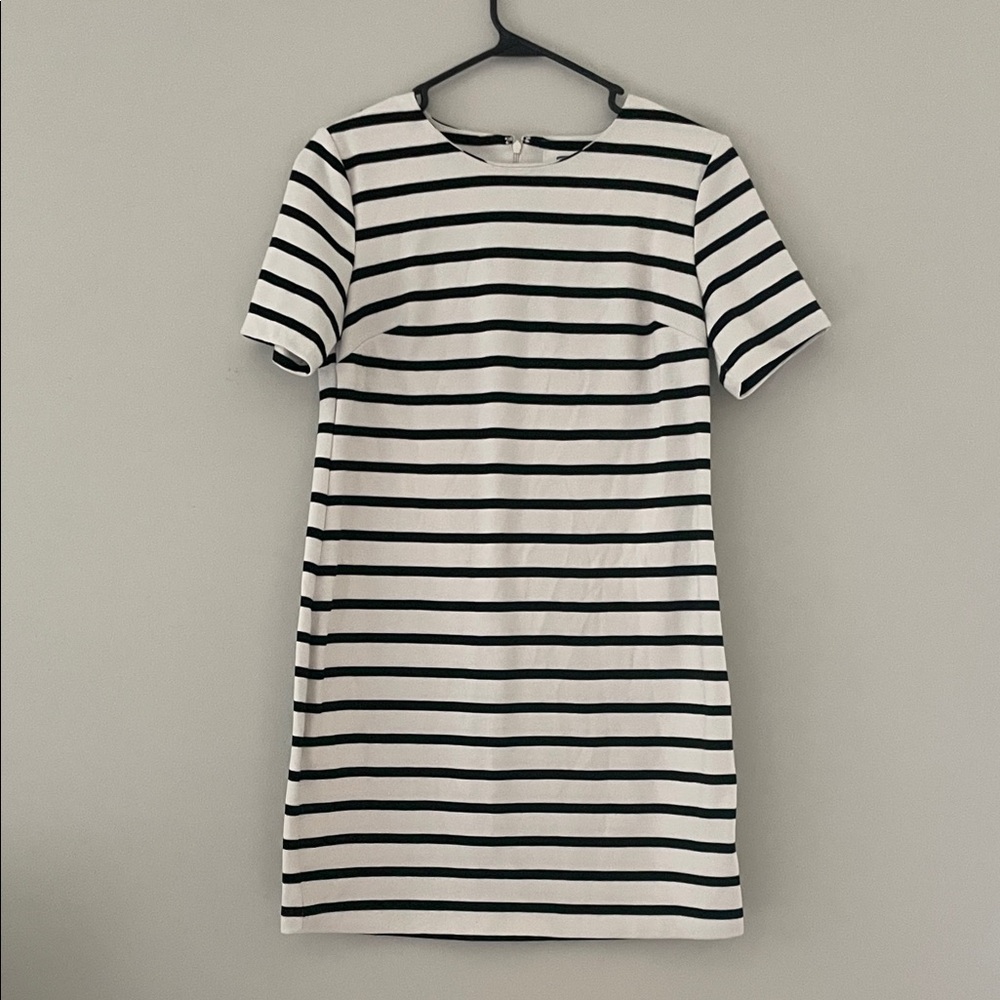 Old Navy Black and White‎ Striped Midi Dress